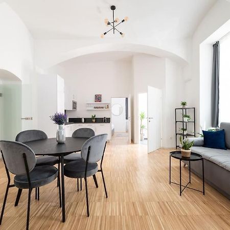 Spacious 2Br Near Attractions By Hm فيينا المظهر الخارجي الصورة
